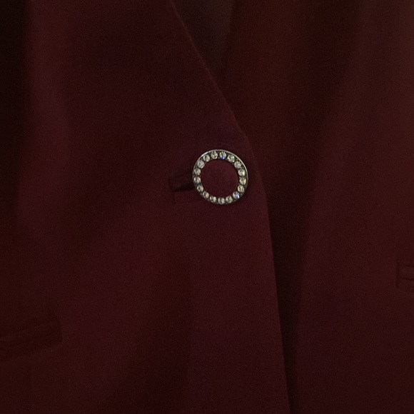 Blazer size 12 by Promise New York in rich burgundy color - Picture 5 of 9